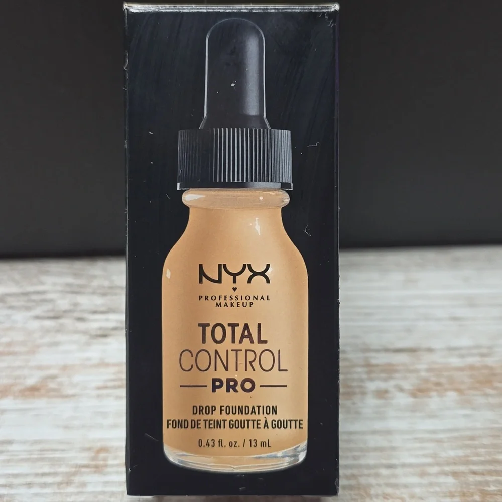 NYX Total Control Pro Foundation - Buff